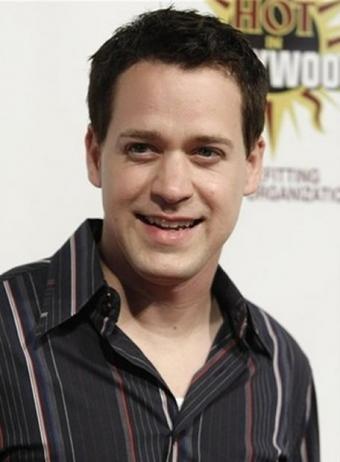 T.R. Knight se une a 42