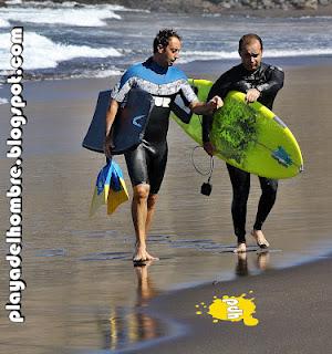UN DOMINGO CUALQUIERA