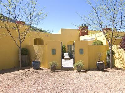 Entradas y Accesos Rusticos II