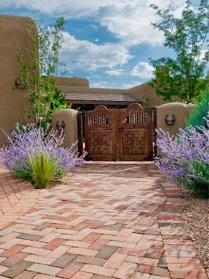 Entradas y Accesos Rusticos