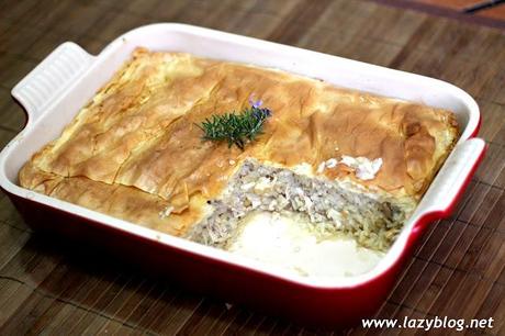 Pilaf de pollo en pasta filo, receta griega de Vefa