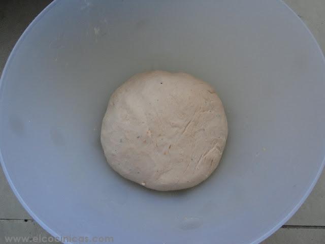 Pan de Tomate. Bollos de tomate