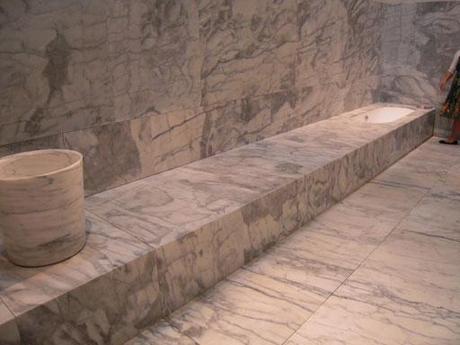 A-cero visita la Feria de Milán; Pabellón de la Feria (Parte I)