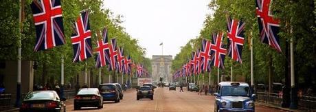 Celebra en Londres el Jubileo de la Reina Isabel II