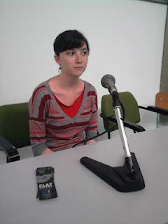 Ana Pomares en la IV Fira del Llibre 2012 del Colegio Inmaculada Jesuitas de Alicante