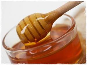 Los beneficios de la miel para la piel