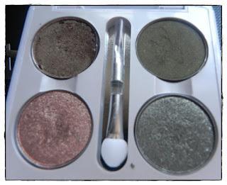 Organización de sombras sueltas con los quads de ELF Organización de sombras sueltas con los quads de ELF