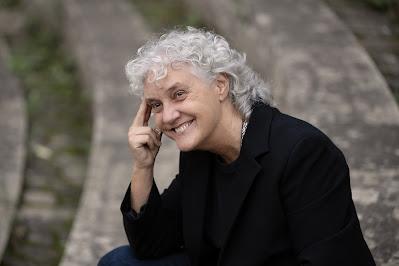 MAYTE MARTÍN: 'IN ILLO TEMPORE'