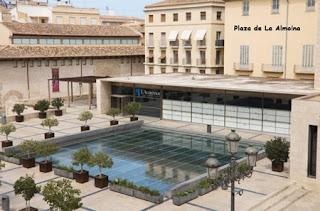 Plaza de la Almoina y sus ruinas en Valencia