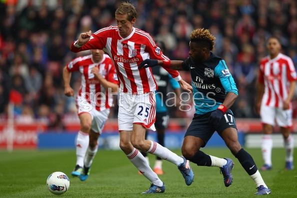Reparto de puntos en el Britannia Stadium.