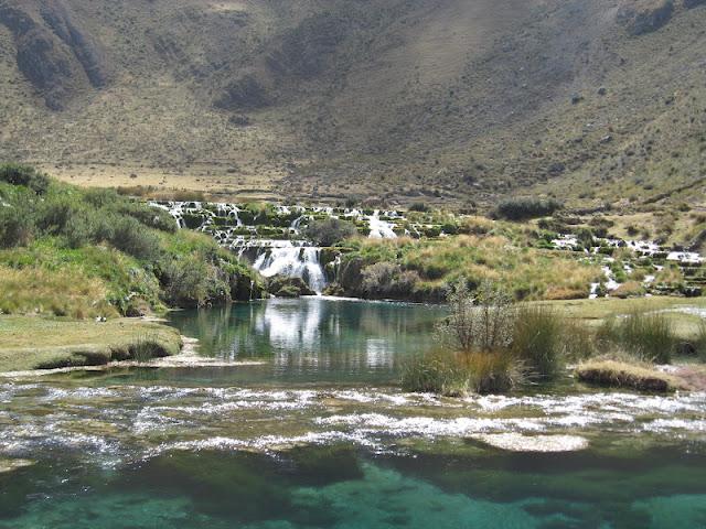 VILCA: DE NUEVO EN LOS PARAISOS DEL AGUA