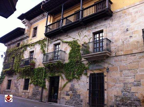 Comillas, histórico