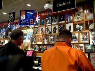 CARNEGIE DELICATESSEN RESTAURANT