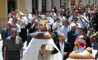 Torremanzanas. Fiestas Patronales de San Gregorio de Osma 2012 - Desfïle del Pa Beneït