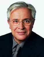 De jueces imbéciles y policías corruptos