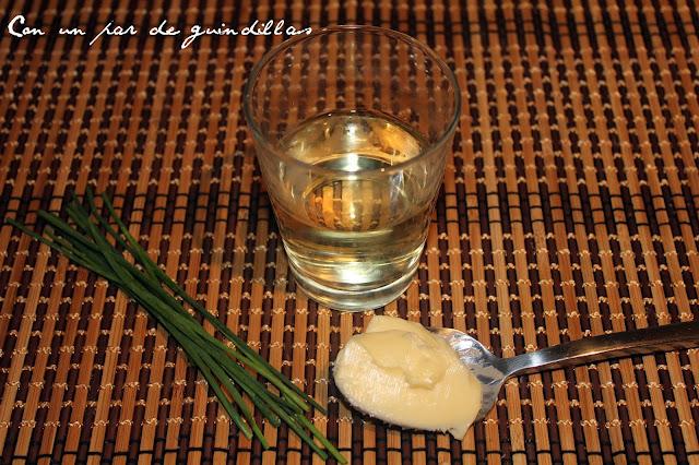 Medallones de rape con costra de tomate