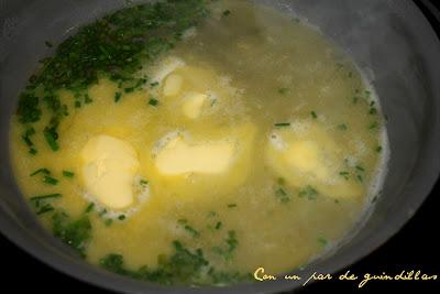 Medallones de rape con costra de tomate