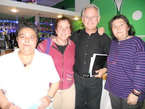 Reportaje fotográfico del recital de Francisco Javier Illán Vivas en Arte Café, Totana