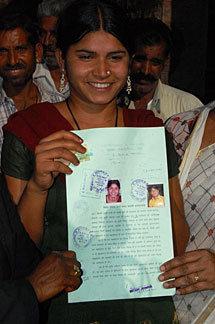 (418)  CONSIGUE  ANULAR  UN  MATRIMONIO  QUE  LE  HABÍAN  IMPUESTO  CUANDO  TENÍA  1  AÑO  DE  EDAD