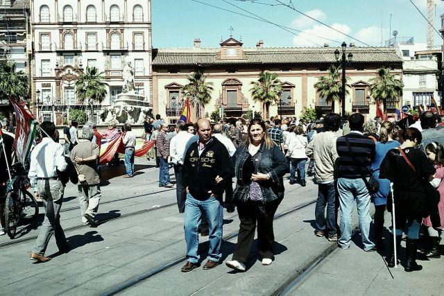El 1 de mayo en Sevilla con la resaca de la Feria