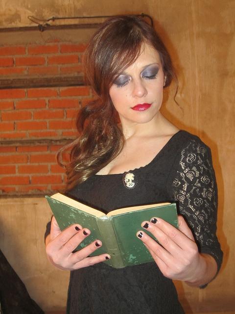 Olivia de Happyland & Pendientera