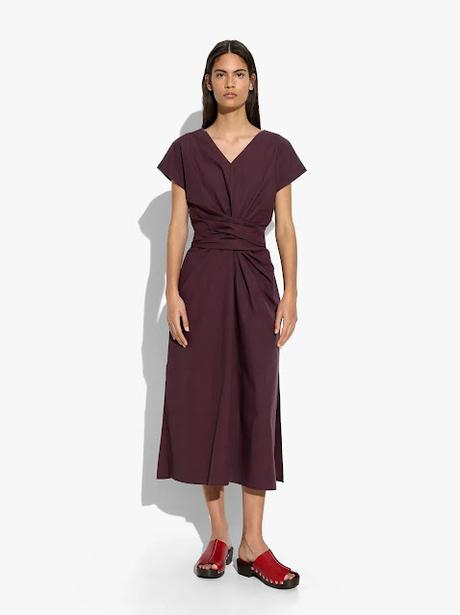 COMPRAS DE LA SEMANA; ABRIL (II).-