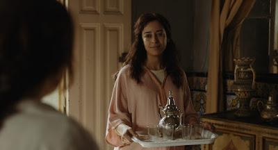 Adam +  Una mujer italiana