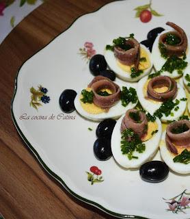 Huevos con anchoas
