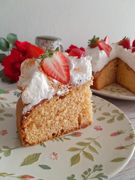 Tarta Paradiso con Merengue y Fresas