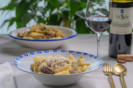 Macarrones con alcachofas y setas