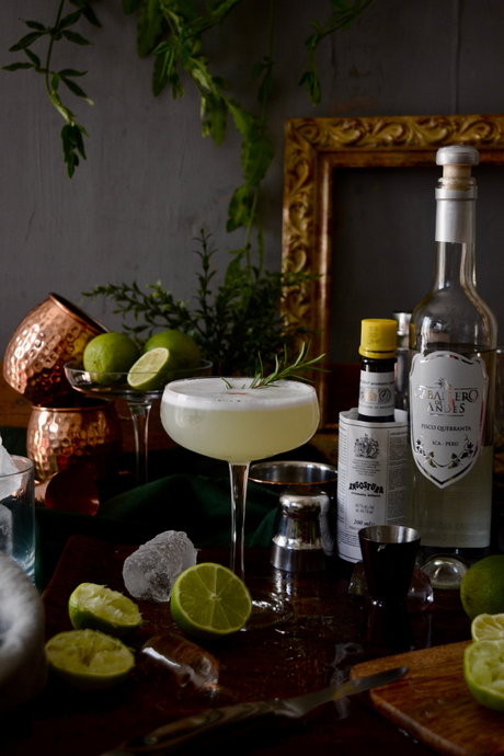 pisco-sour-clasico-bebida-peruana