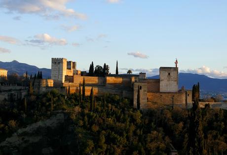 La Alhambra nazarí: Comares y Arrayanes