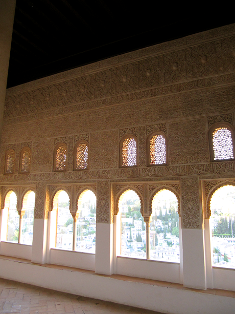 La Alhambra nazarí: Comares y Arrayanes