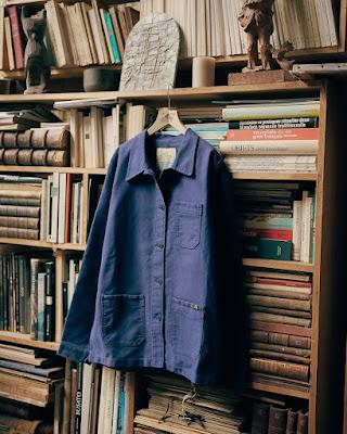 La veste de travail Le Mont Saint-Michel incarne bien plus qu’un simple vêtement