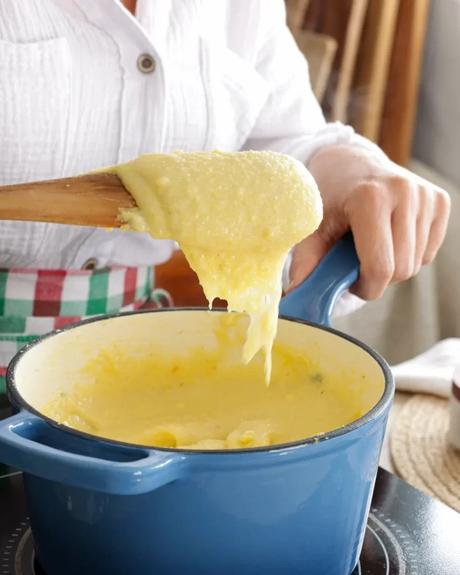 polenta cremosa con queso