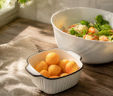 Bolas de queso parmesano