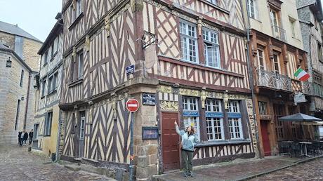 FRANCIA : LAS CASAS MEDIEVALES DE RENNES FRANCIA : LAS CASAS MEDIEVALES DE RENNES