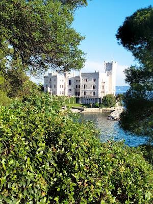 Viaje a Trieste. Los pasos que nos separan + Mileva Einstein Viaje a Trieste. Los pasos que nos separan + Mileva Einstein