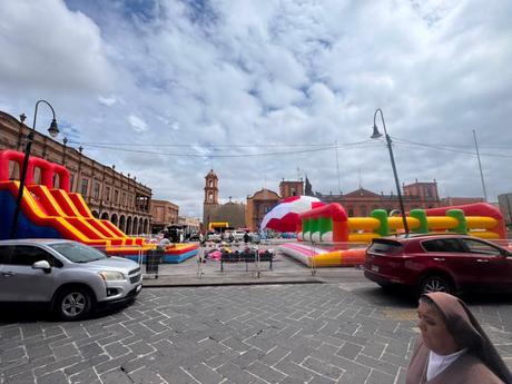 Gobierno estatal confirma que transmisiones del Mundial serían en Plaza del Carmen y busca acuerdo con el Ayuntamiento sobre Fundadores