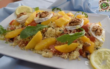 Ensalada de cuscús, queso de cabra y nectarinas