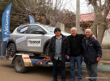 ALCANCE Cumple con los clientes.