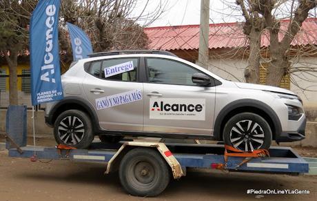 ALCANCE Cumple con los clientes.