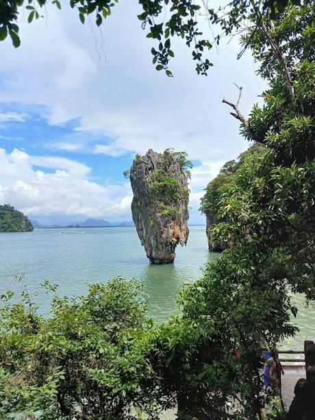 La famosa isla de James Bond en la bahía de Phang Nga
