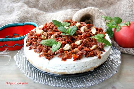Tarta salada de queso, tomate y albahaca , aperitivos Tarta salada de queso, tomate y albahaca El Ágora de Ángeles