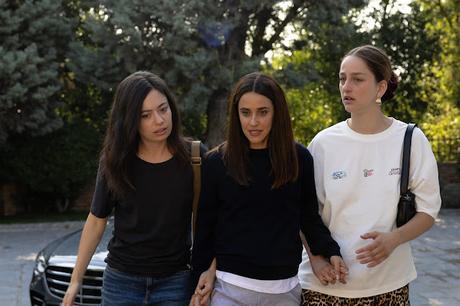 SE TIENE QUE MORIR MUCHA GENTE -AMIGAS