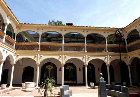 Los ocultos relojes solares históricos de Málaga