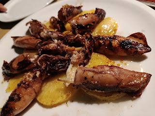 Chipirones a la plancha con patatas: sencillez que sabe a mar Chipirones a la plancha con patatas: sencillez que sabe a mar
