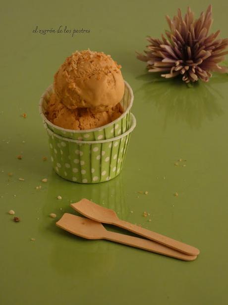 Helado de Dulce de Leche con Guirlache de Avellana Helado de Dulce de Leche con Guirlache de Avellana
