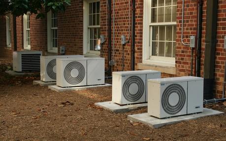 La red eléctrica se debe adaptar al clima extremo que altera el equilibrio del sistema eléctrico porque golpean a la vez todos sus pilares