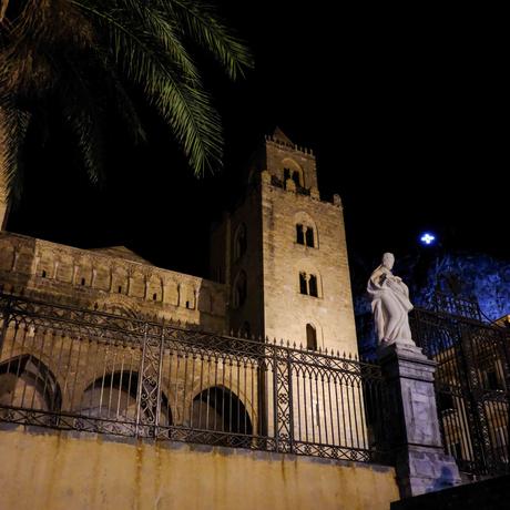 Iglesia en Night.jpg
